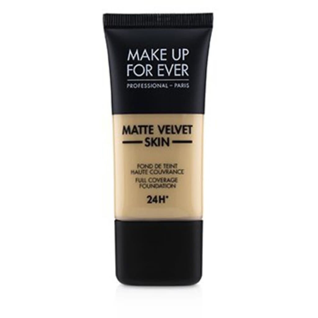 Matte Velvet Skin Foundation 30 ml